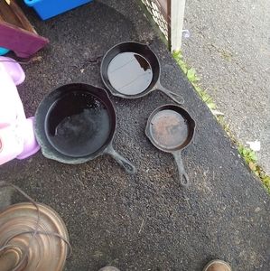 Cast iron skillets